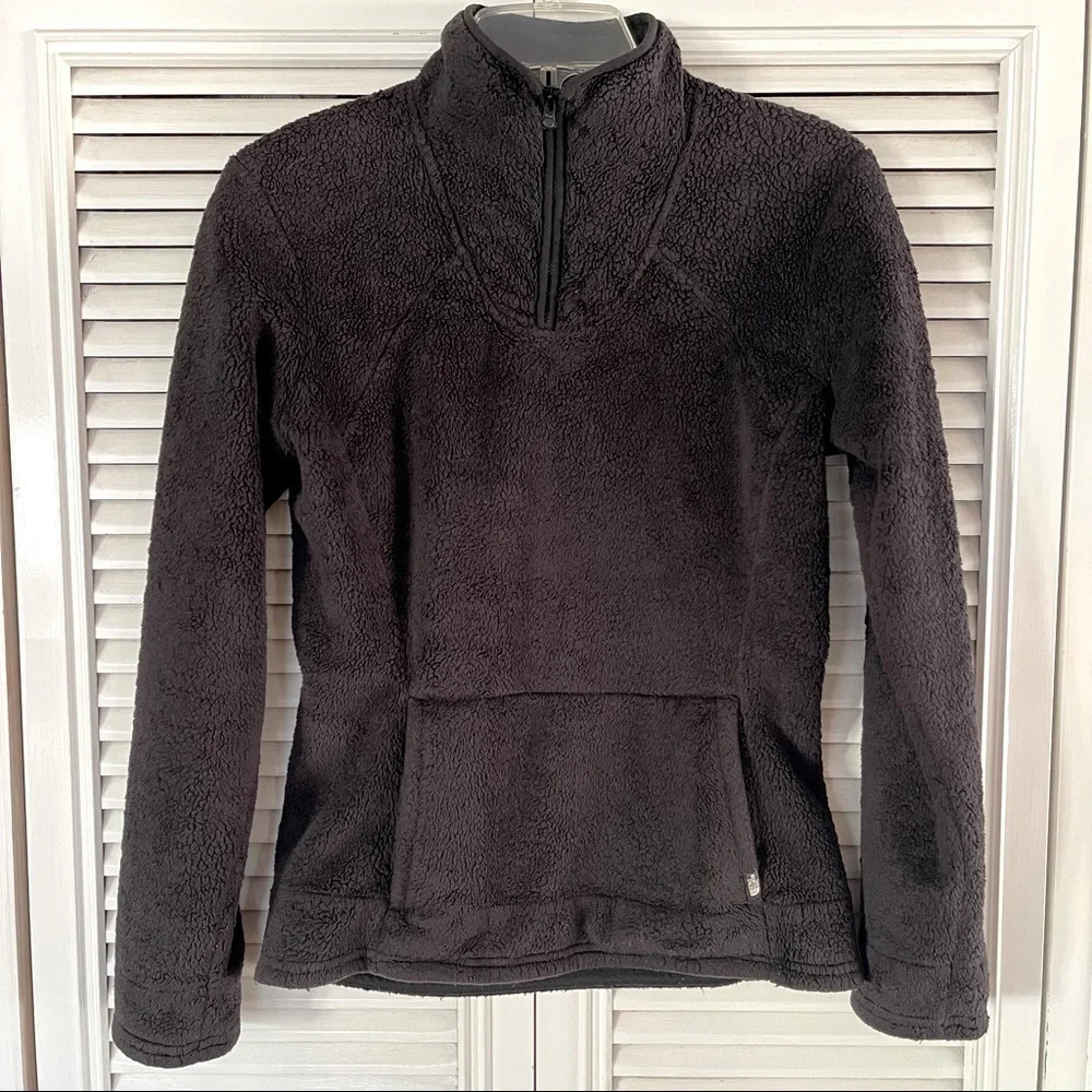 The North Face Fuzzy osito  Pull up Sweater Black Womens size Small